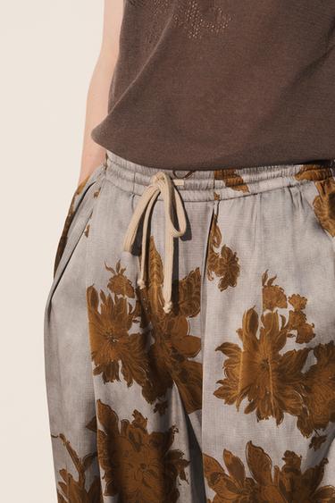 PANTALON FLUIDE COUPE DÉCONTRACTÉE - Imprimée de Zara - Image 2