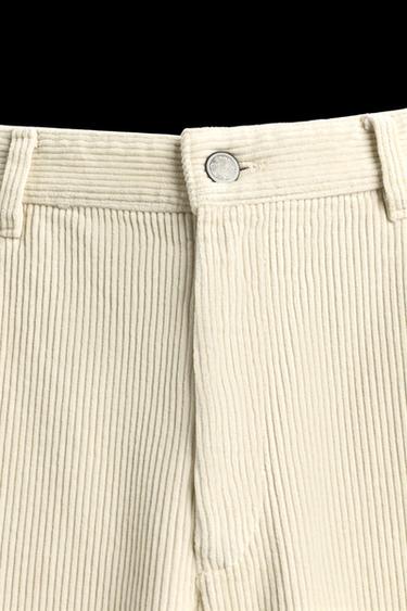 CORDHOSE MIT CARROT-FIT - Cremefarben von Zara