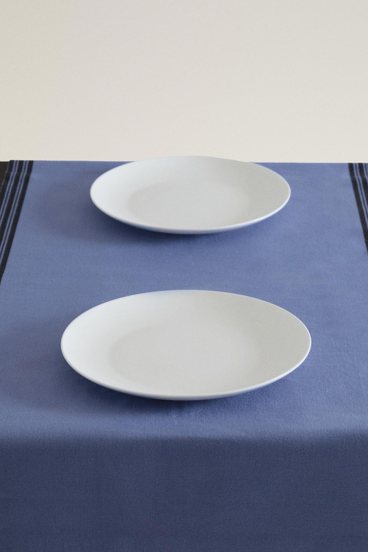 STRIPED TABLE RUNNER — Blue