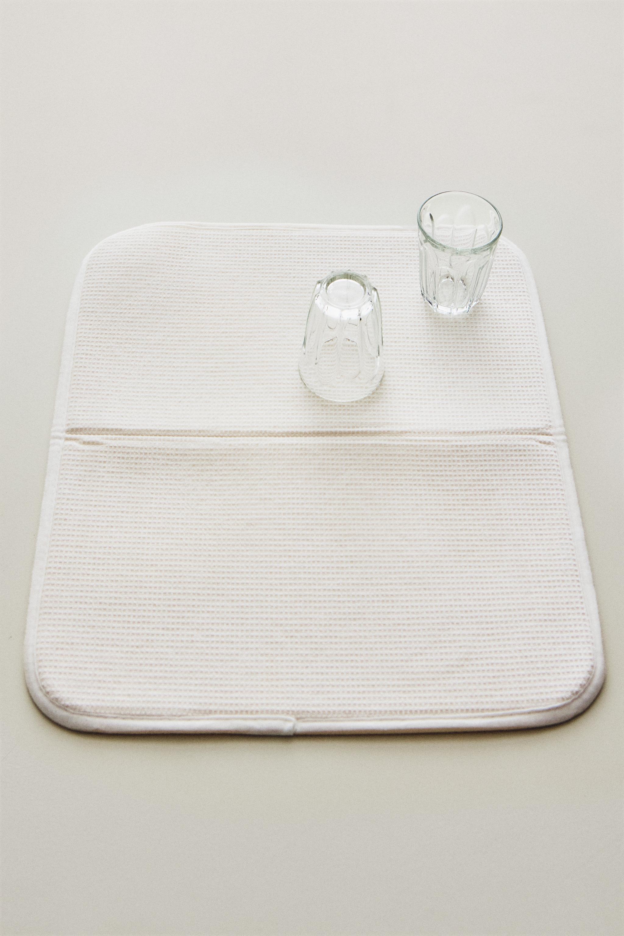 DISH DRYING MAT