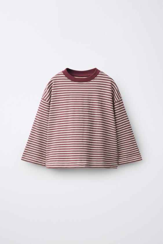 CAMISETA RAYAS CUELLO CONTRASTE - Burdeos de Zara - Imagen 0