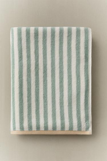 REVERSIBLE STRIPED BATH TOWEL - Sea green by Zara