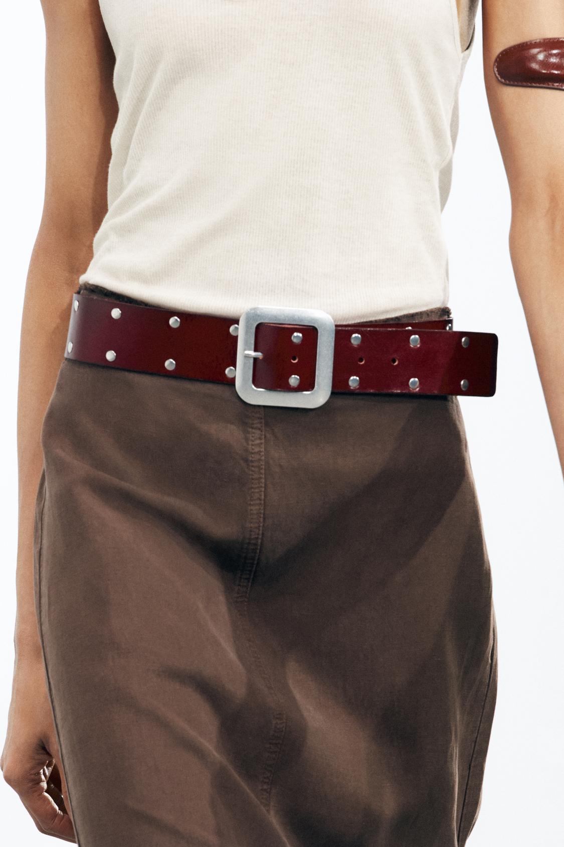 STUDDED LEATHER BELT