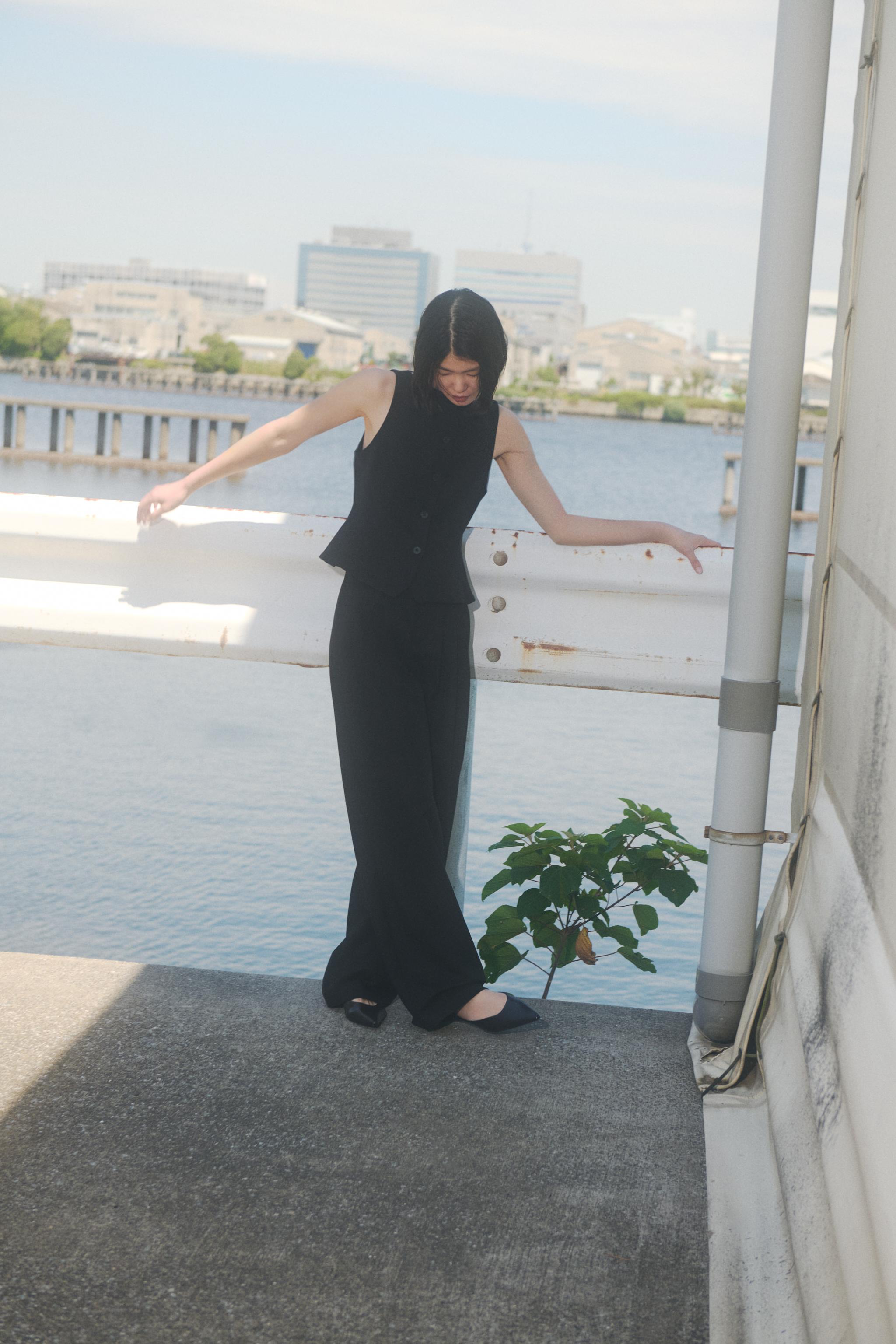 ZW COLLECTION ダーツ入りパンツ - ブラック | ZARA Japan / 日本