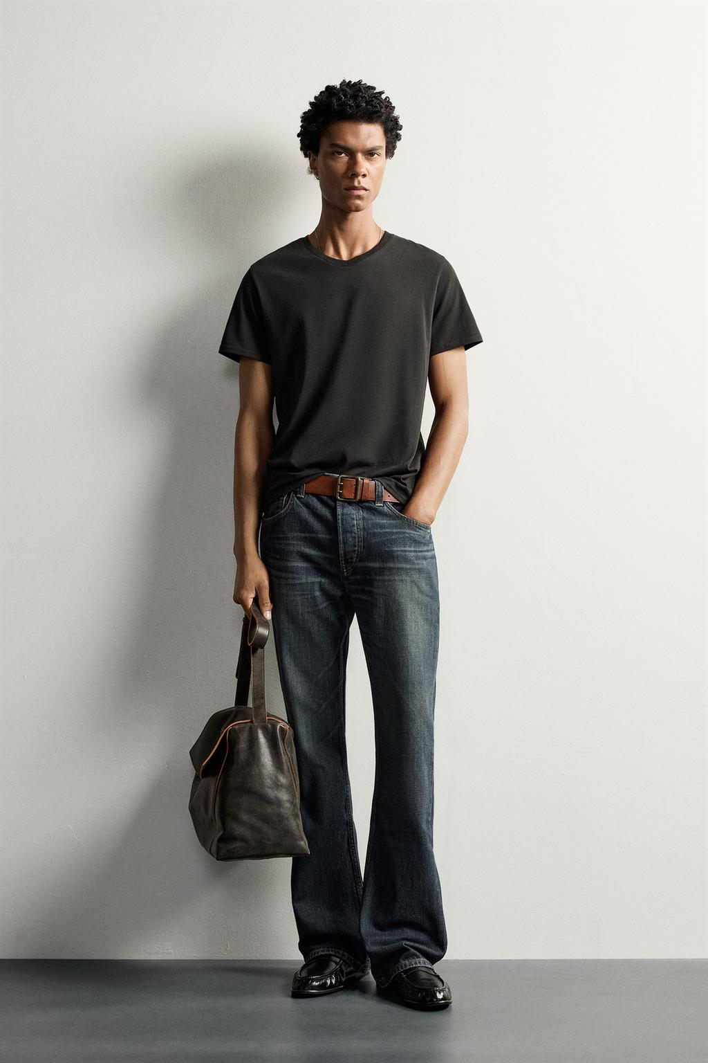 SLIM FIT V-NECK T-SHIRT