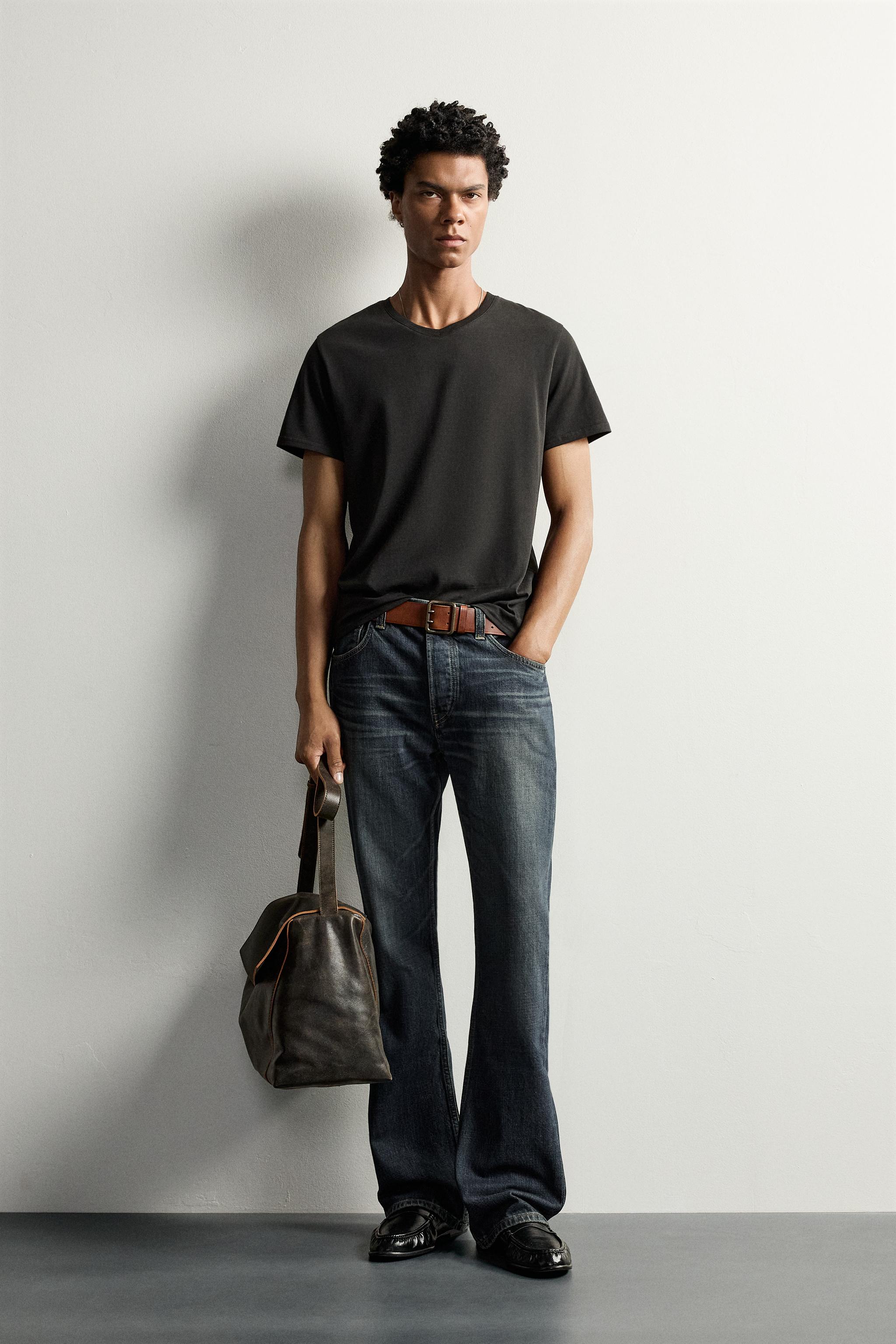 SLIM FIT V-NECK T-SHIRT