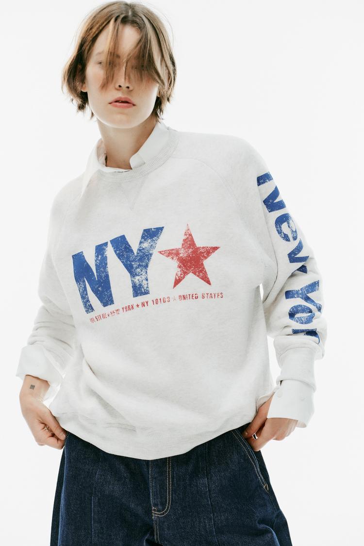 OVERSIZE TEXT SWEATSHIRT