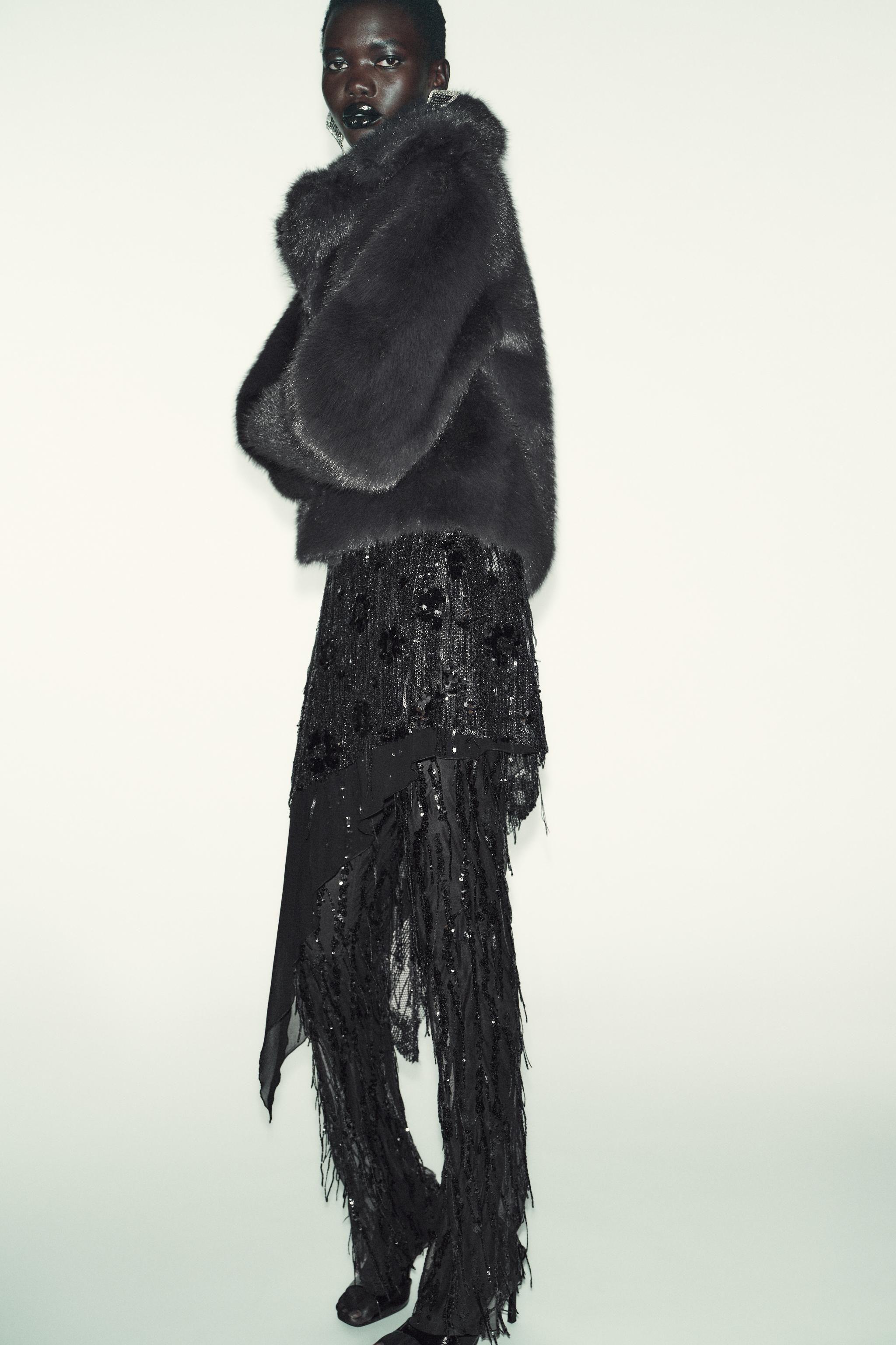 Zara REVERSIBLE FAUX FUR SHORT COAT | Place Rosemère