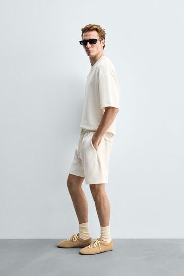 Yetuk italiyalik ayol eshakda becerdin oladi Uzun boyli qizlar va past yigitlar porno seks video