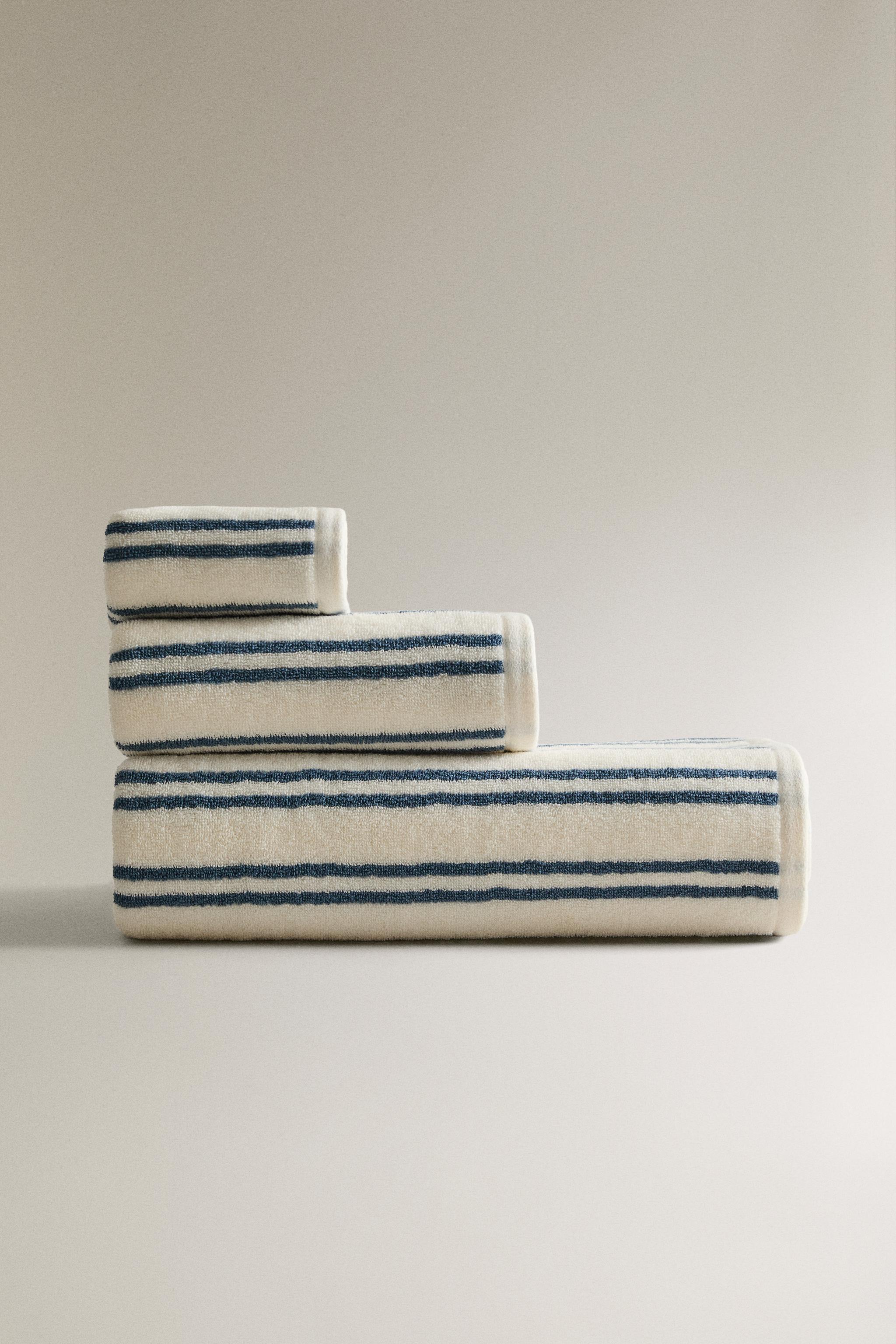 BATH TOWEL WITH DOUBLE CONTRAST STRIPE