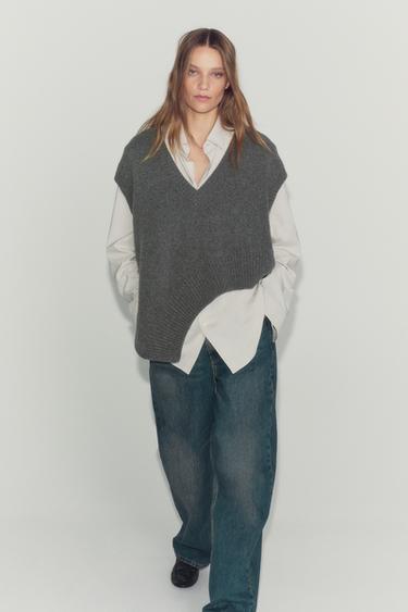 CHALECO CON LANA BAJO ASIMÉTRICO - Gris de Zara - Imagen 0