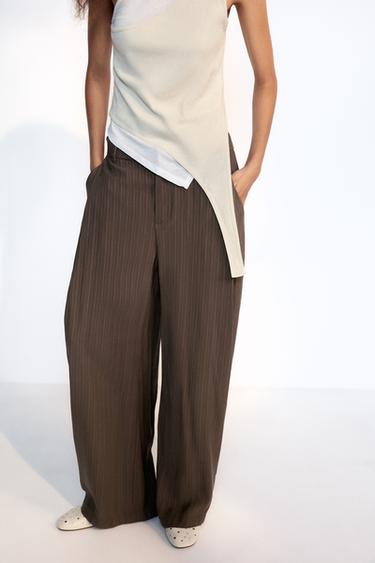 PANTALÓN FLUIDO PLIEGUES - marron-vison de Zara