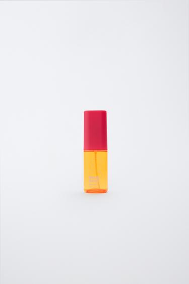 Slika izdelka - obarvano usnje od Zare