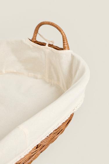 panier vintage rétro en rotin beige et blanc avec fermeture panier vintage rétro en rotin beige et blanc avec fermeture