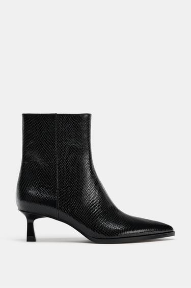 EMBOSSED HEEL ANKLE BOOTS - Black by Zara