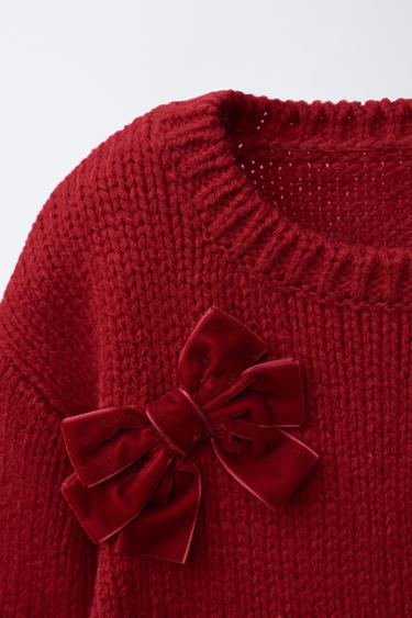 PULL EN MAILLE AVEC LACETS EN VELOURS - Rouge de Zara - Image 2