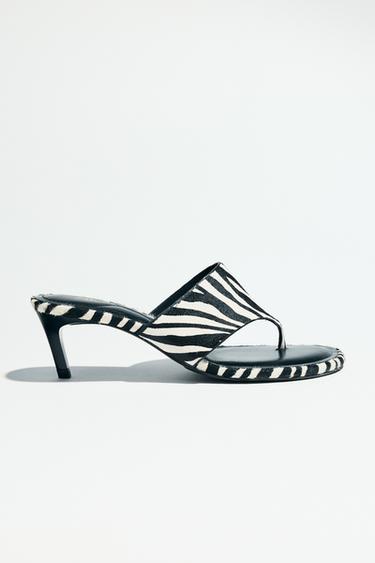 SANDALE MIT ANIMAL-PRINT AUS LEDER - Mehrfarbig von Zara
