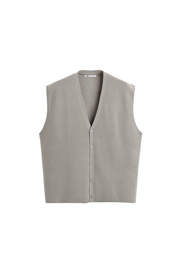 BUTTONED KNIT VEST