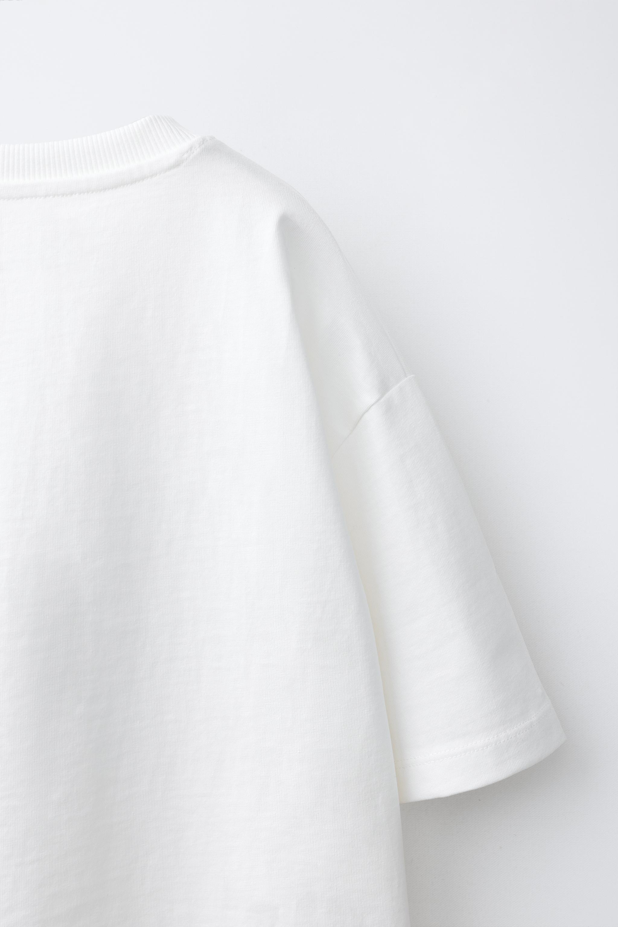 T-SHIRT À INSCRIPTION IMPRIMÉE