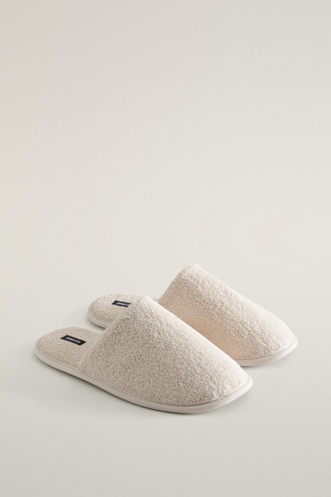 BATH TOWEL SLIPPERS — Sandy Brown