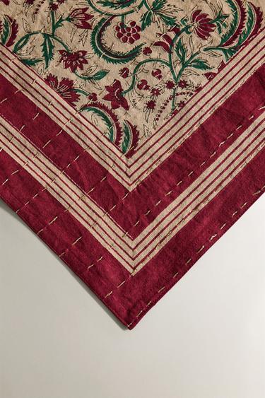 NAPPE EN COTON À MOTIFS FLORAUX ENCADRÉS NOËL - Beige clair de Zara - Image 2