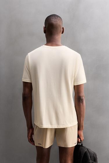 T-SHIRT SOFT STRUCTURÉ - Blanc ivoire de Zara - Image 2