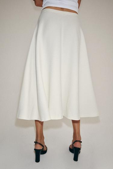 تنورة ميدي طبقات ZW COLLECTION - خَام الخاص بـ Zara