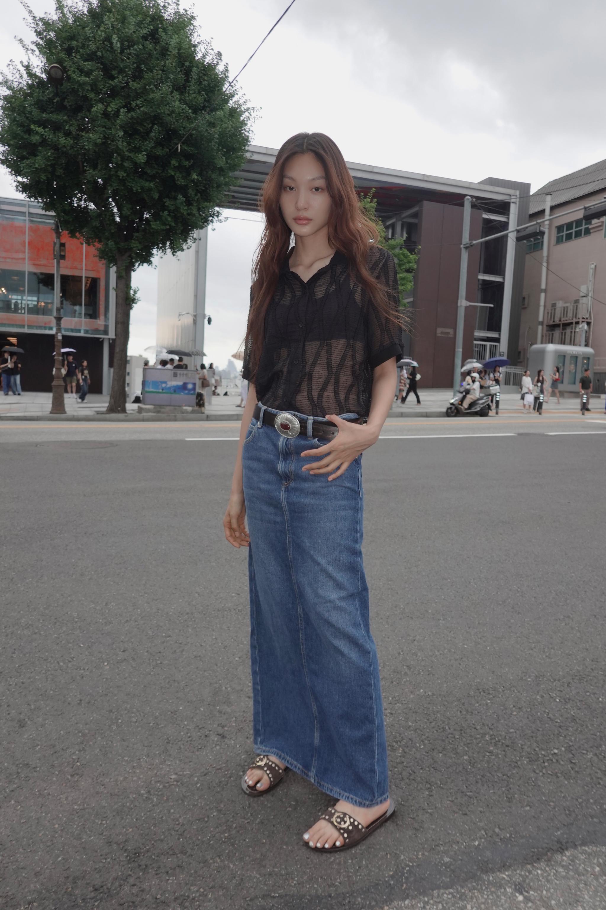 Long blue jean skirts zara hotsell