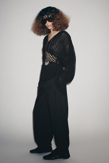 V-NECK MACRAMÉ BLOUSE ZW COLLECTION - Black by Zara - Image 7