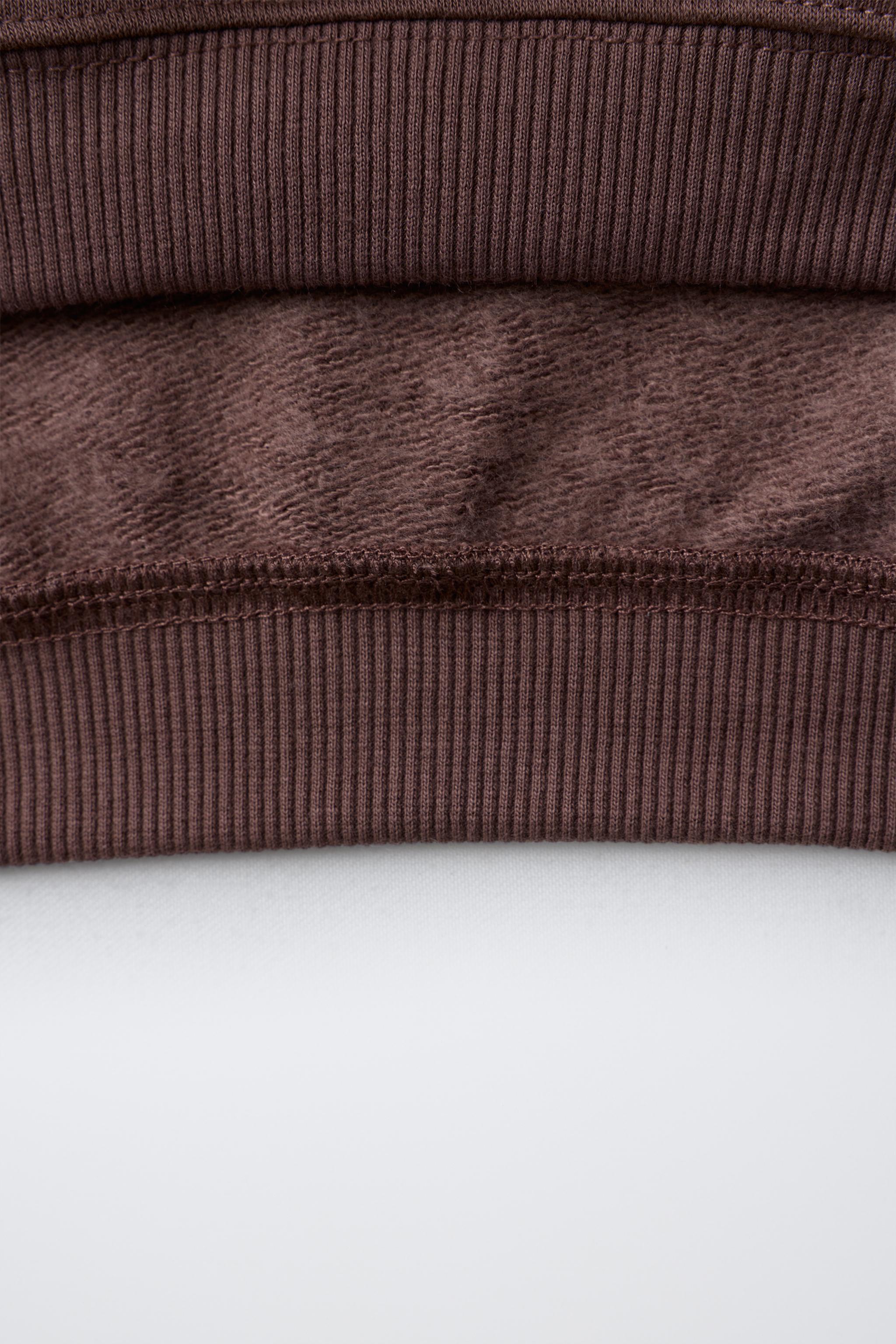 BEAR EMBROIDERED SWEATSHIRT