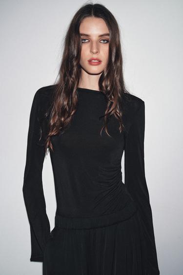 LONG SLEEVE GATHERED T-SHIRT - Black by Zara