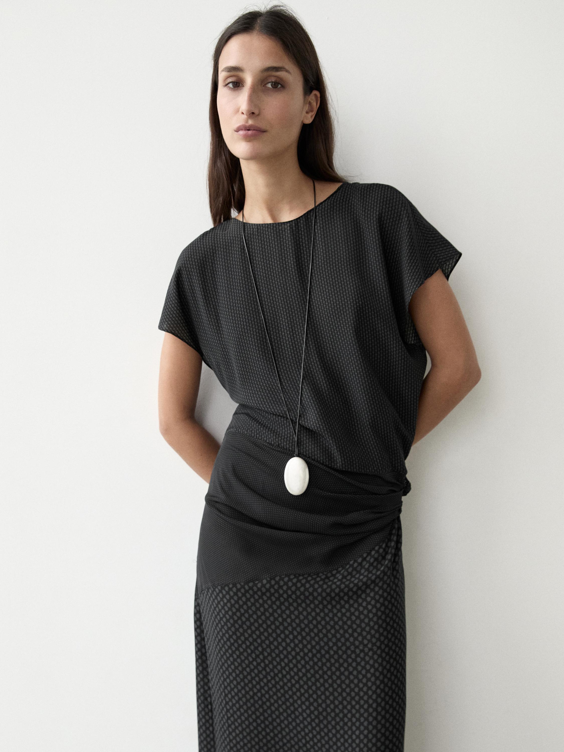 Robe longue fluide imprimée avec nœud