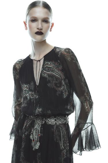 VESTIDO ESTAMPADO VOLANTES ZW COLLECTION - Negro de Zara