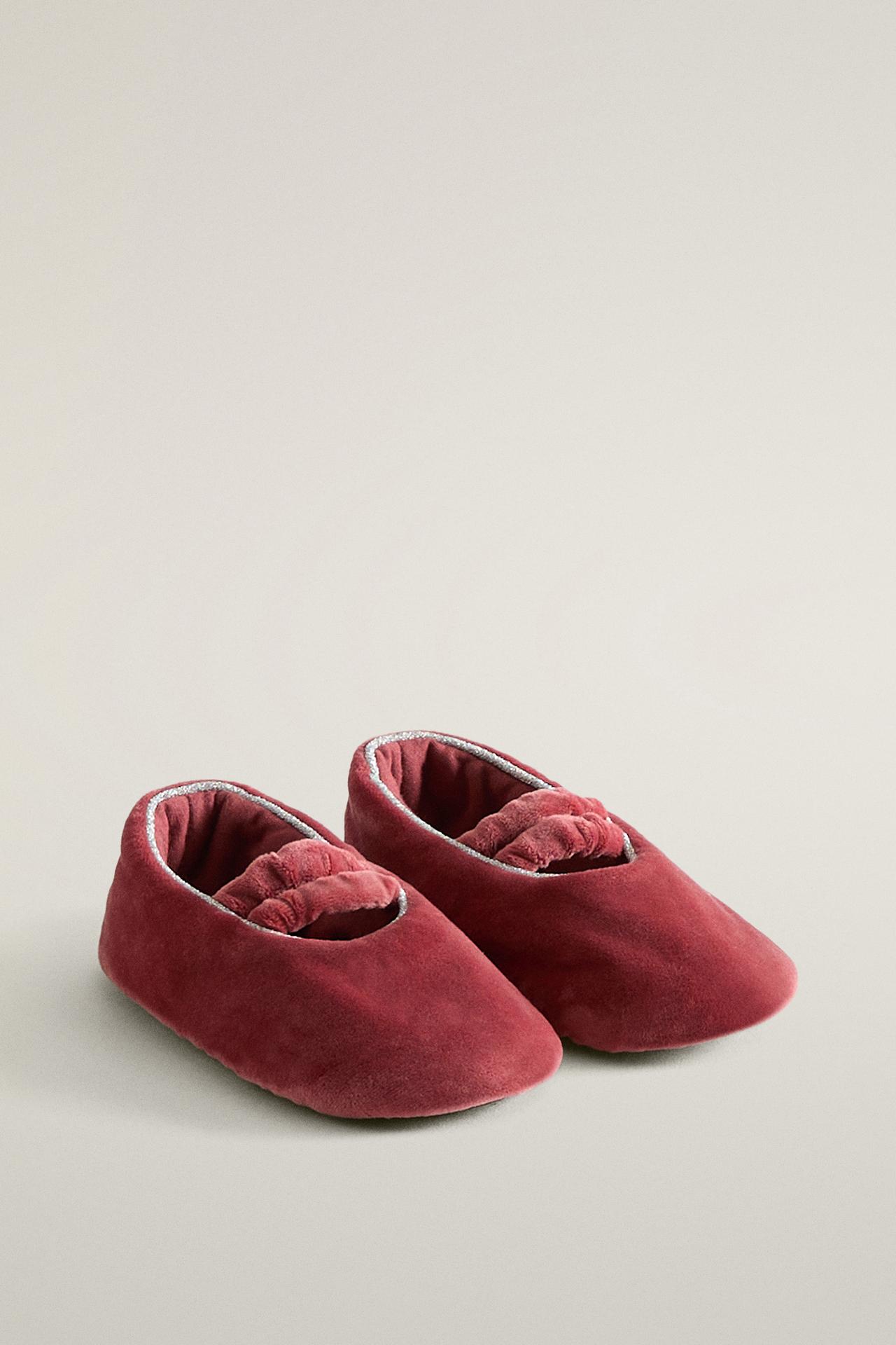 KIDS' VELVET BALLET FLATS — Red
