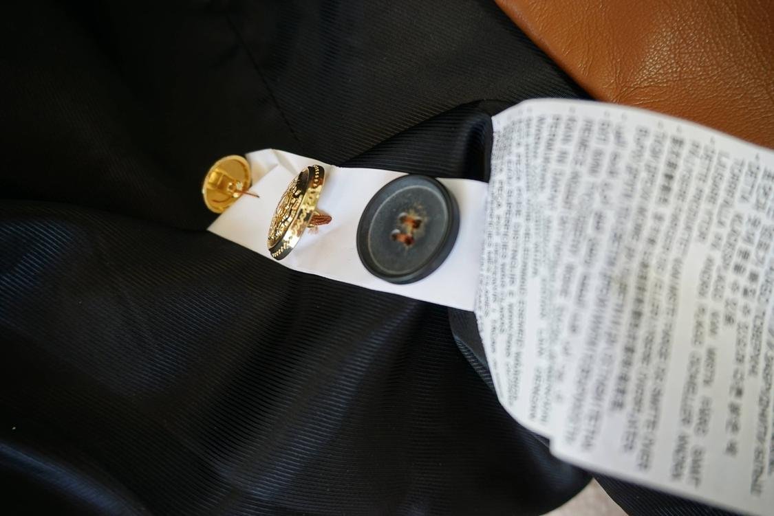 BUTTONED FAUX LEATHER BLAZER - Image 5