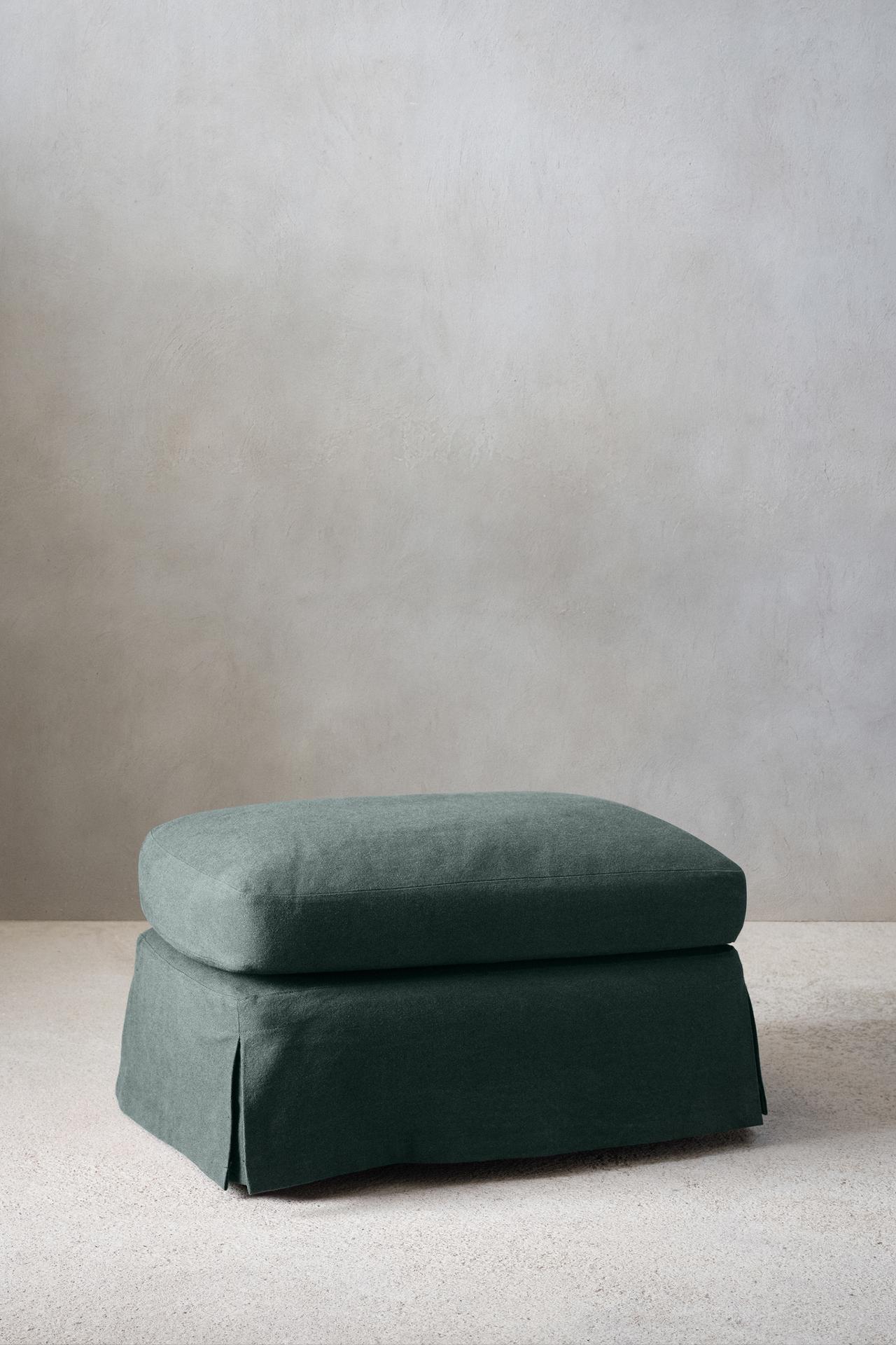 FOOTSTOOL 01 — Dark green