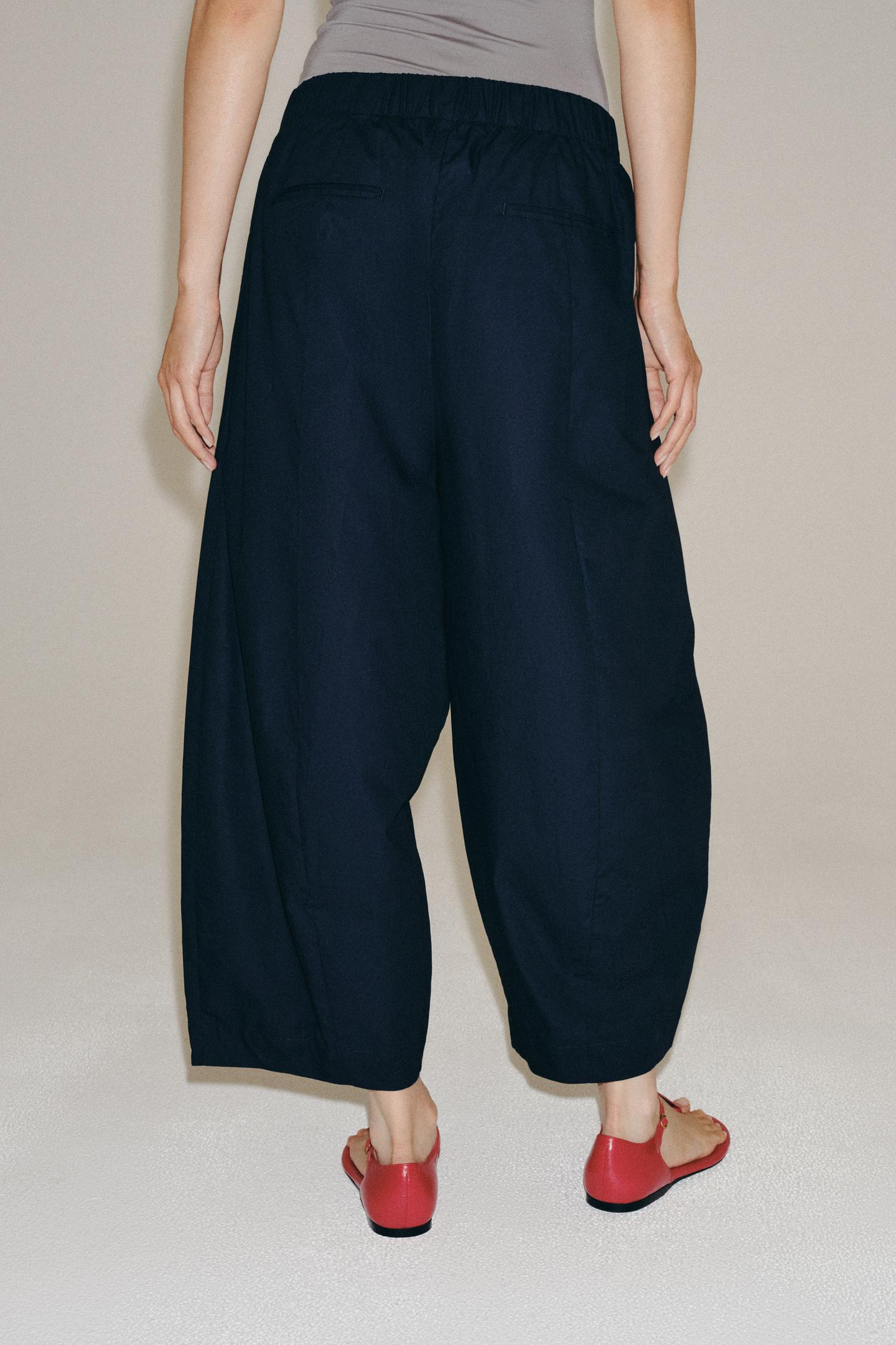 Женские брюки Zara ZW Collection Barrel, цвет: Тёмно-синий — фото 3