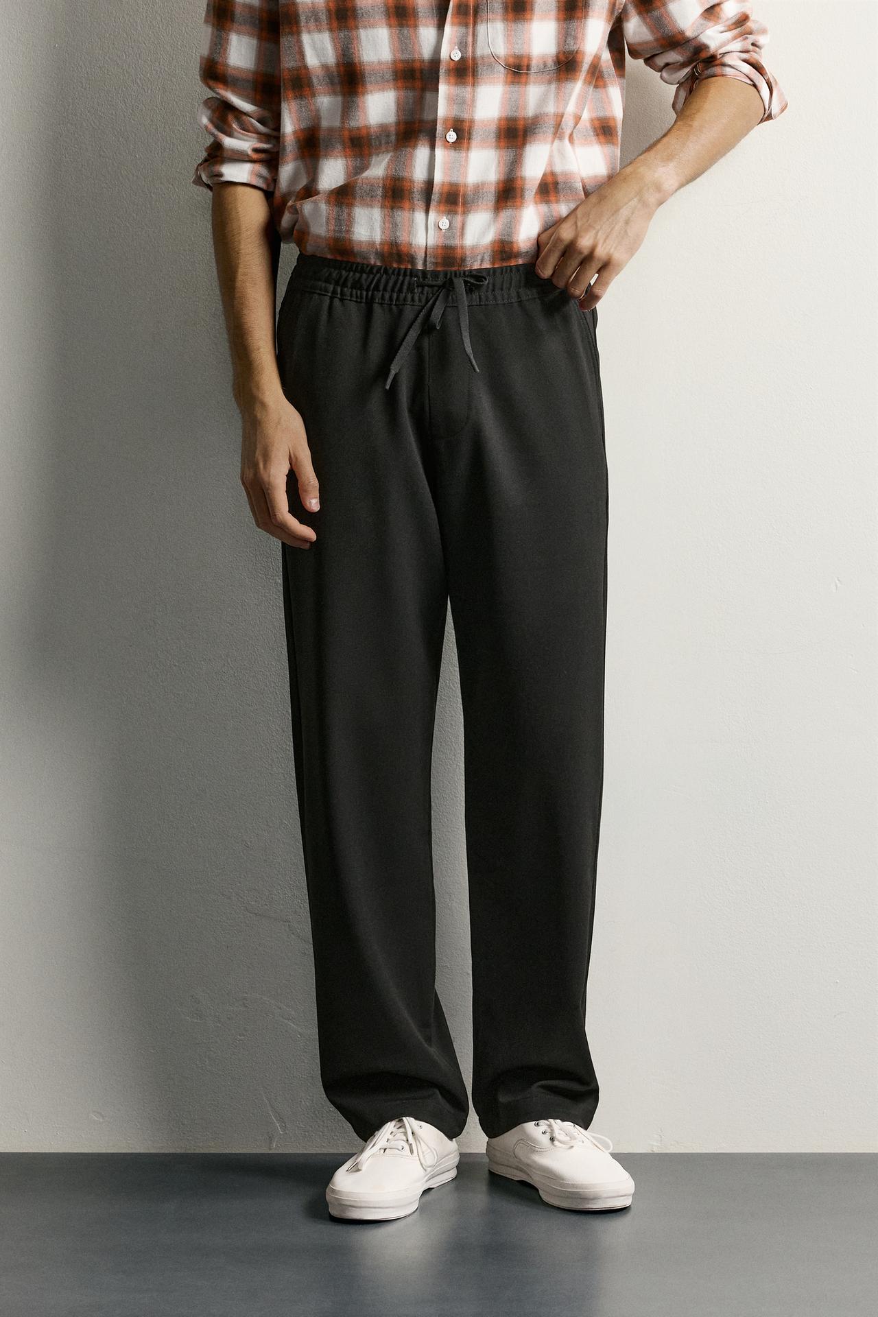 COMFORT REGULAR FIT PANTS — Black