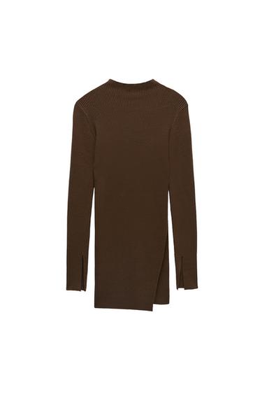 HIGH COLLAR KNIT SWEATER