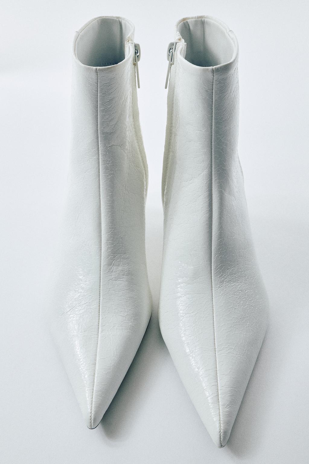 POINTED HEELED ANKLE BOOTS