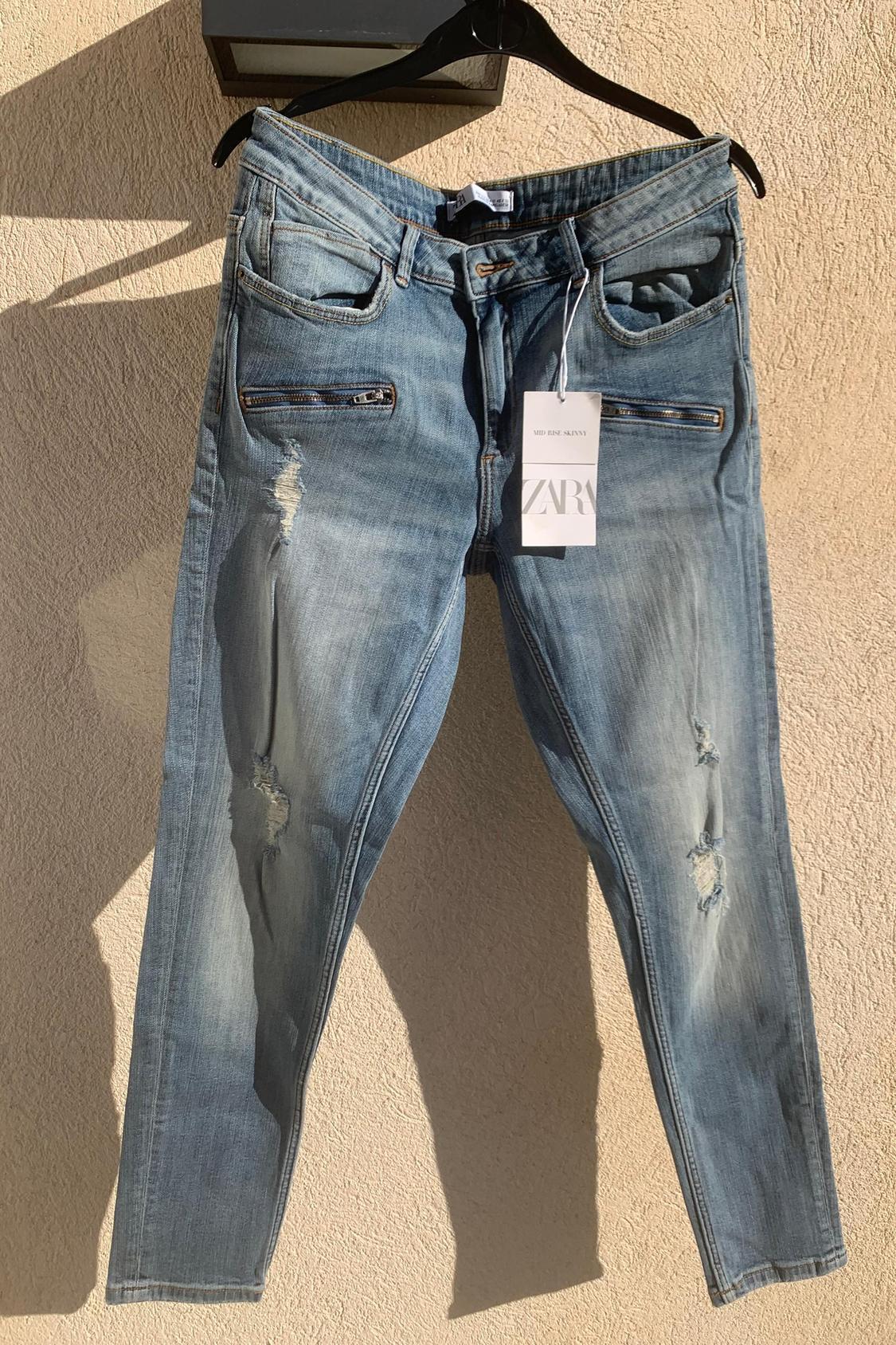 Z1975 RIPPED SKINNY JEANS