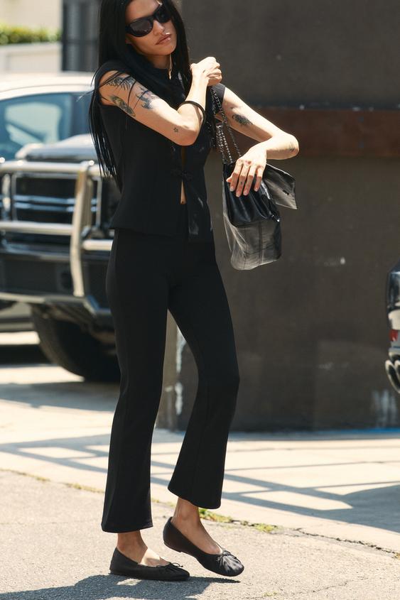STRETCH TOP WITH FROG FASTENING - Black by Zara - Image 0