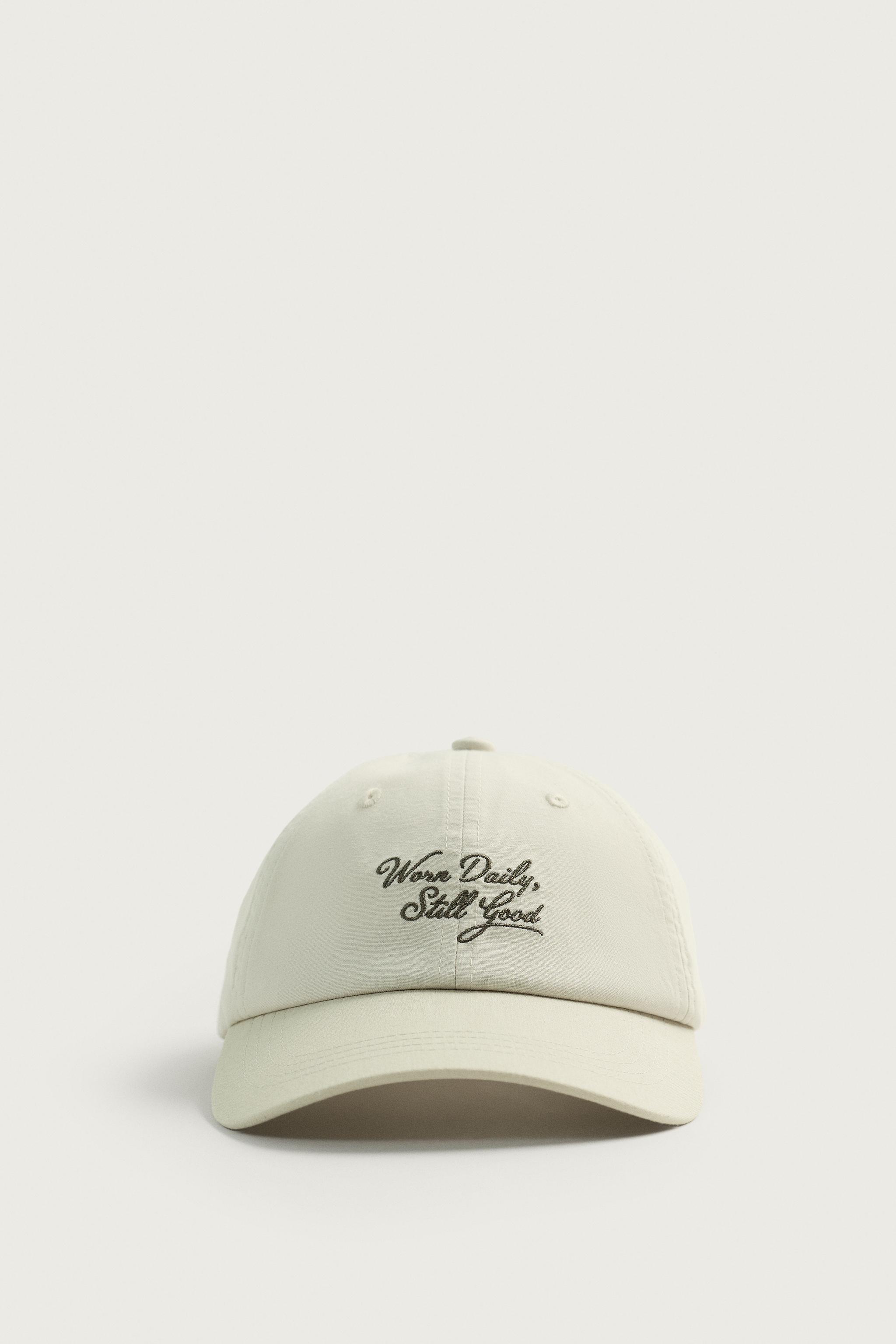 CONTRAST EMBROIDERED TEXT CAP — Beige