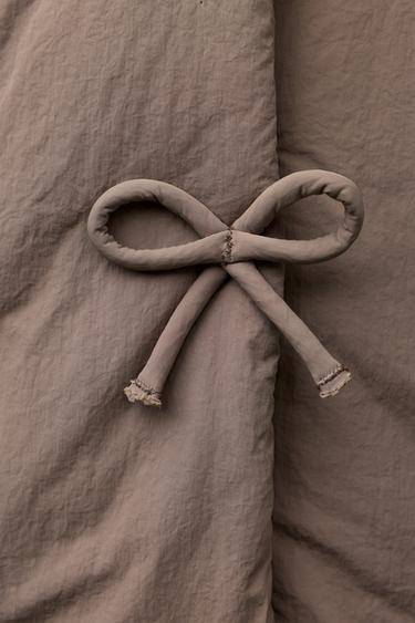 MANTEAU MATELASSÉ DÉPERLANT À LACETS - Marron / Taupe de Zara - Image 7