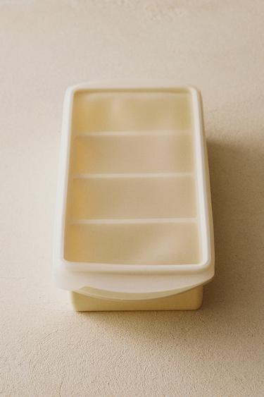 SILICONE CONTAINER WITH COMPARTMENTS - Cream by Zara