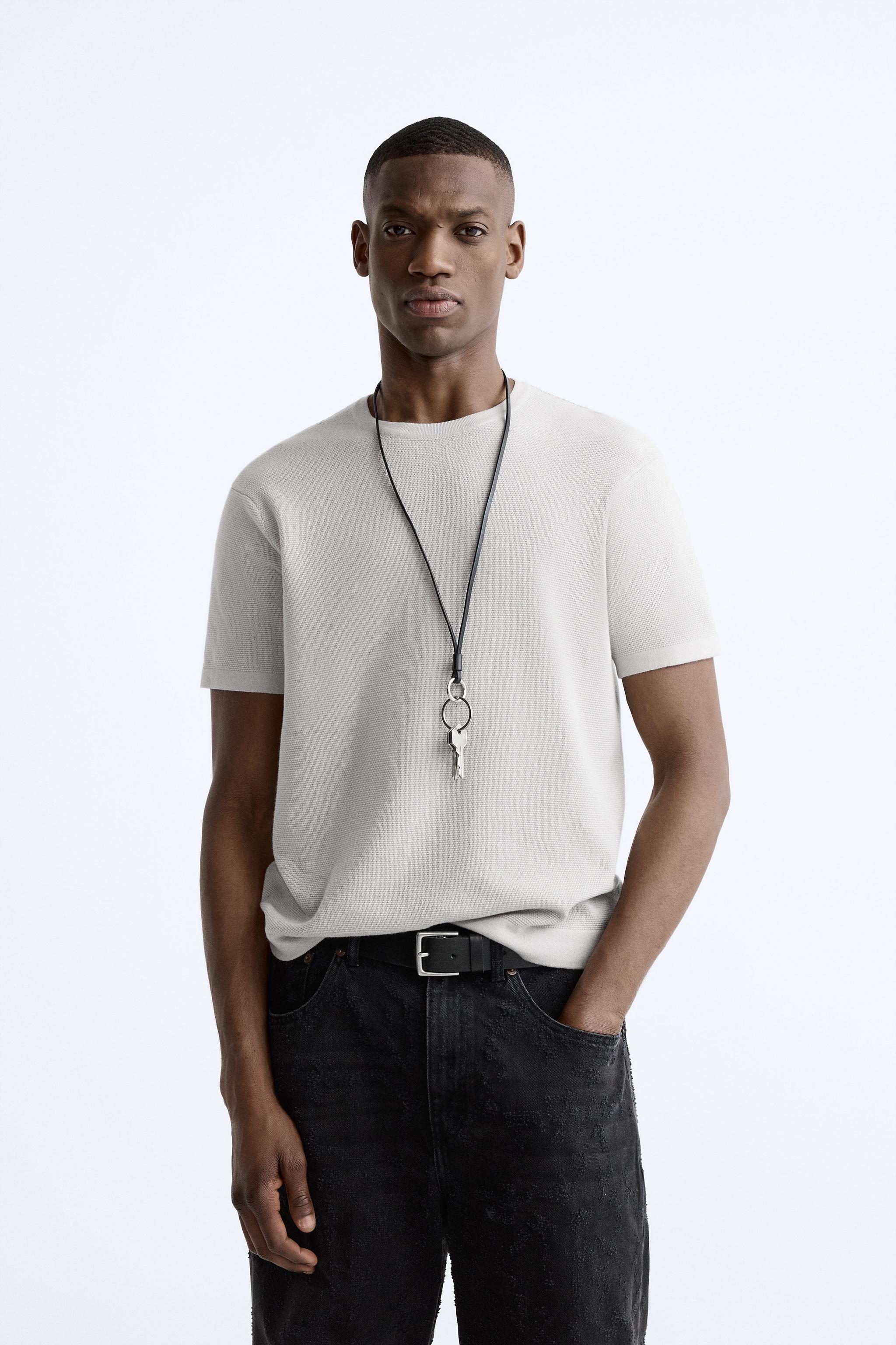 Zara camisetas hombre basicas hot sale