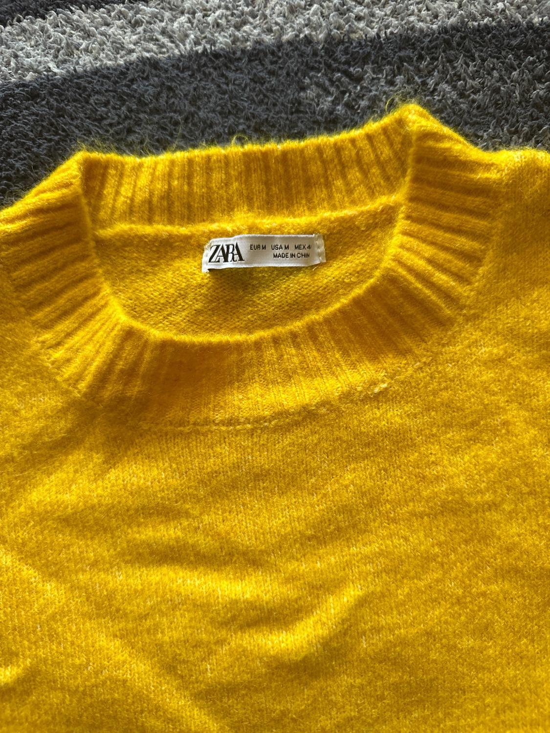 TEXTURED KNIT SWEATER - Image 2