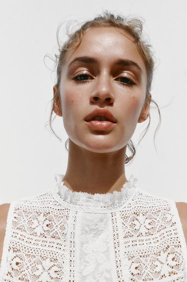 Zara EMBROIDERED LACE TRIM TOP - White