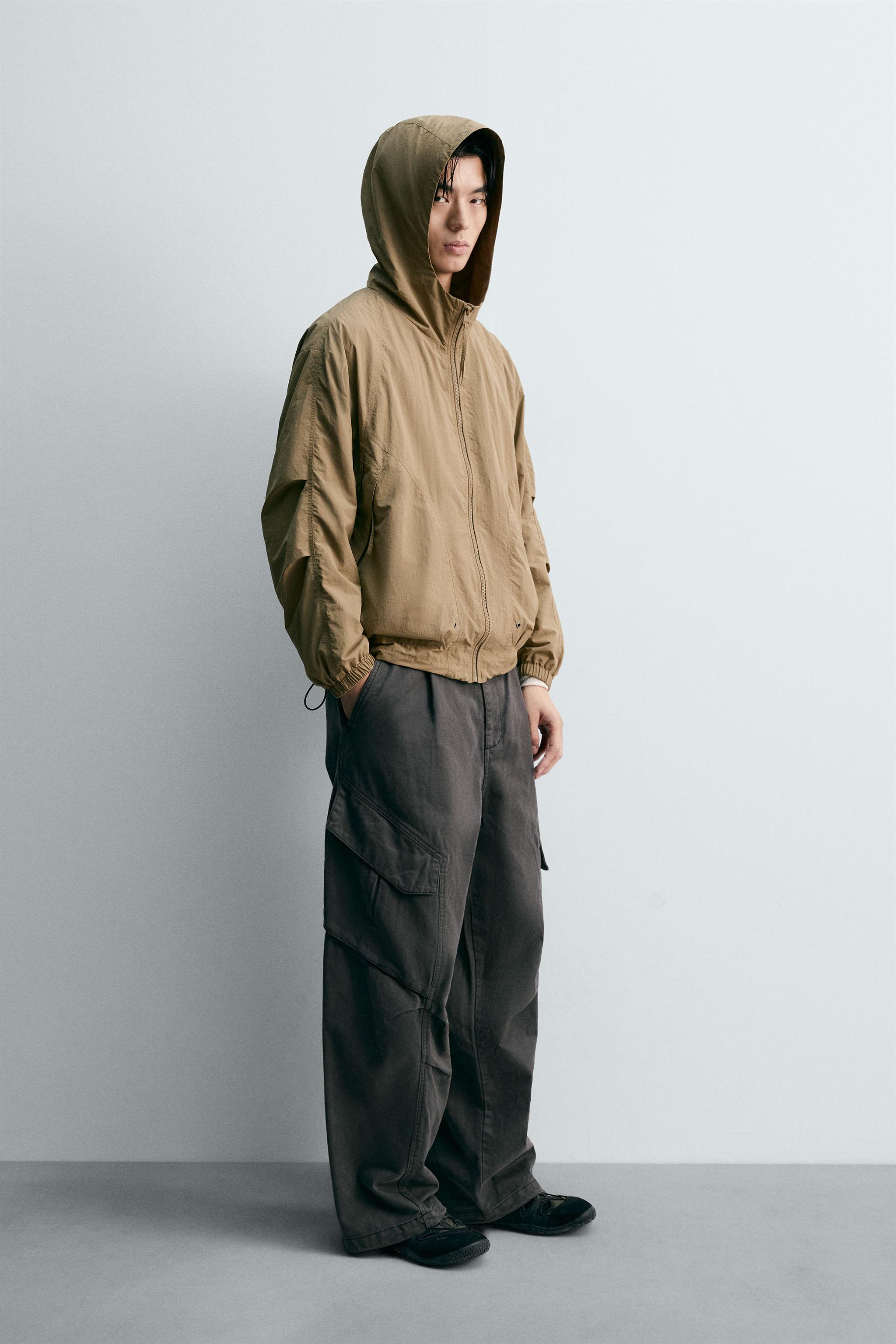 新品　コンジェペイエ　ナイロンフードジャケット　ゆったり　ベージュ テクニカルフード付きジャケット - ベージュ | ZARA Japan / 日本