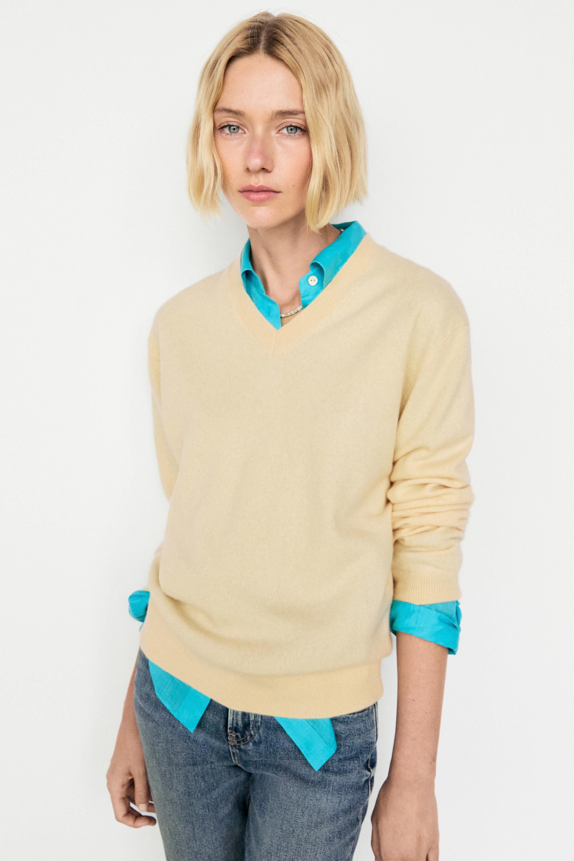 100% cashmere knit sweater — Yellow
